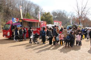 0123　キッチンカー　移動販売車　グランプリ　風景　05